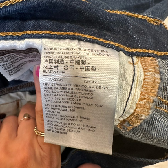 Levi's 501 Original Fit High Waist Distressed Raw Hem Dark Denim Jeans Size 25 - Picture 16 of 16